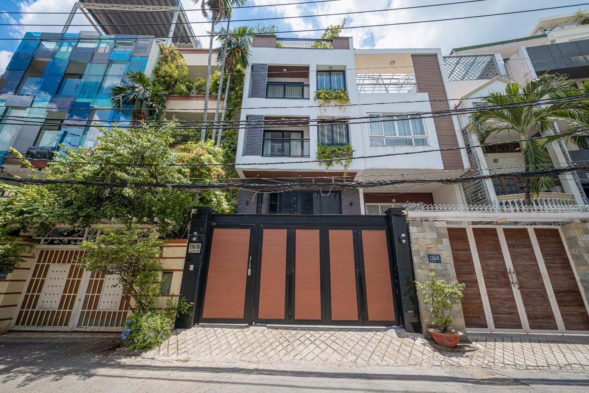 Cozrum Homes - Kena House Thành Pho Ho Chí Minh Esterno foto